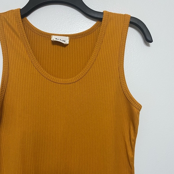 Unicorn Tribe brown ribbed stretch tank top size - Picture 3 of 9